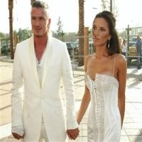 David Beckham vs Mantan Pengasuh Anaknya